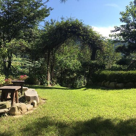Sicily Pension Hongcheon Esterno foto